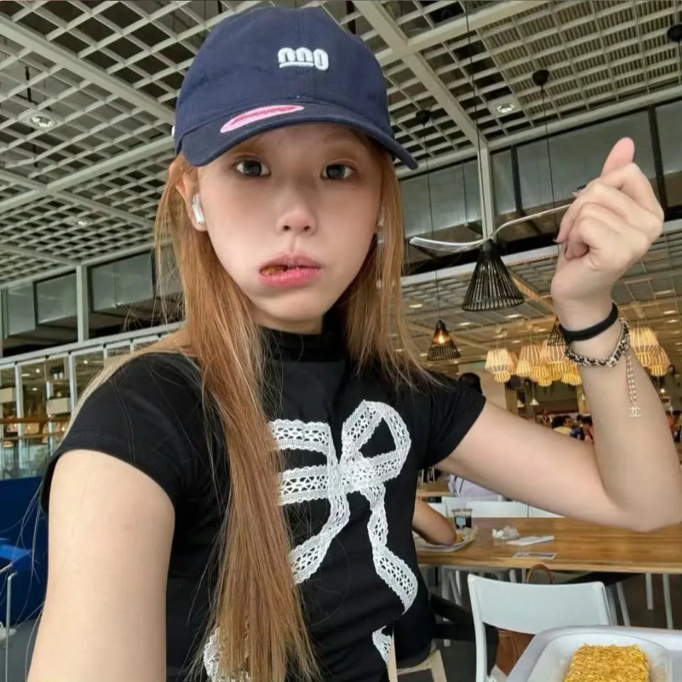山村姐妹